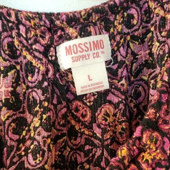 Mossimo Supply Co Pink and Black Ruffled Sleeveless Blouse - Picture 2 of 6